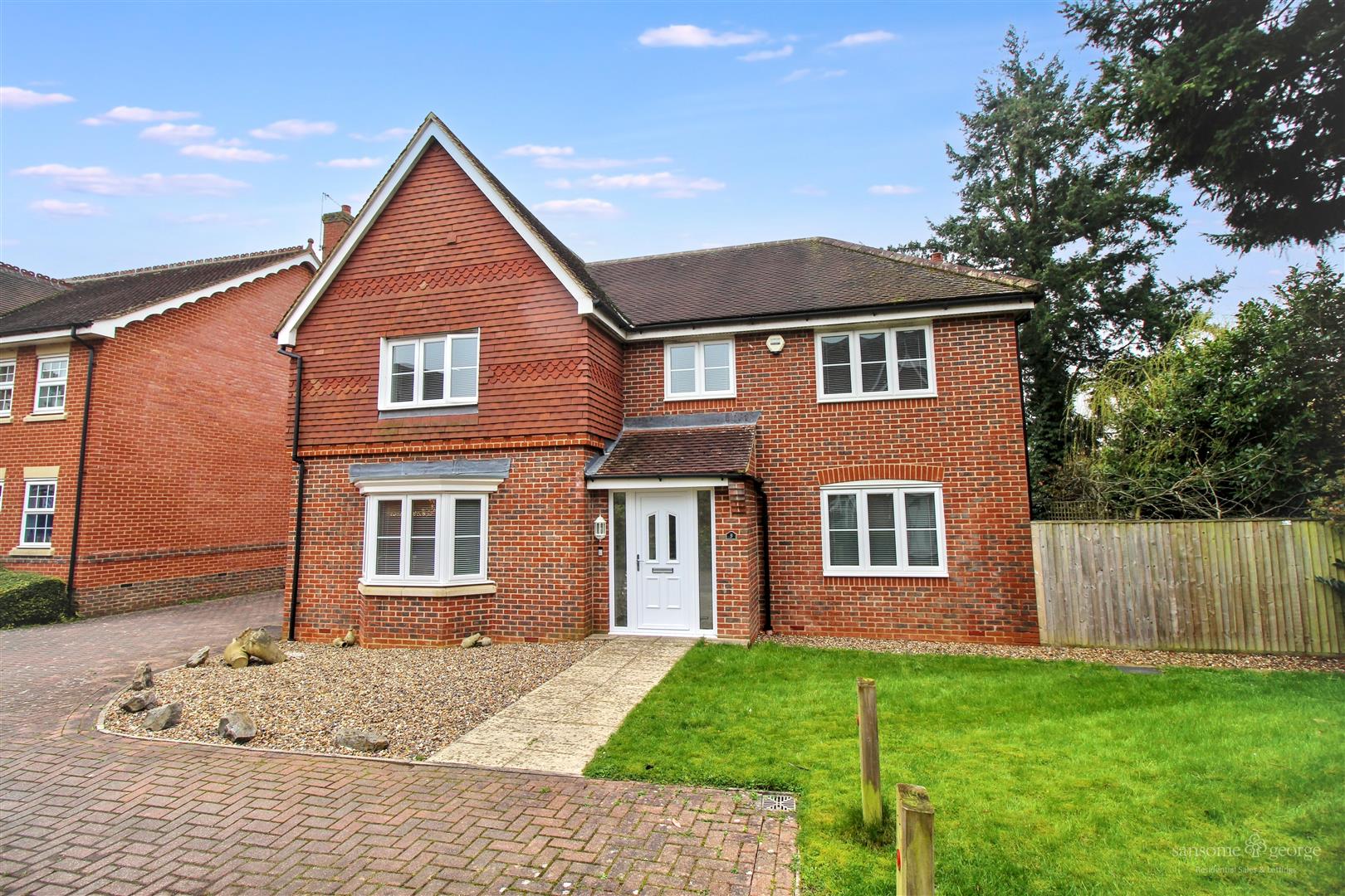 Clarendon Rise, Tilehurst, Reading